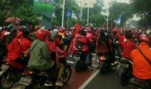 Masa Pendukung Hasto