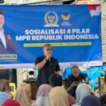 Kegiatan yang dihadiri oleh sekitar 150 warga ini juga turut dihadiri oleh sejumlah tokoh penting, di antaranya Imam Septiana, Anggota DPRD Kabupaten Lebak sekaligus Ketua Fraksi NasDem Lebak; Ika Kartikasari, Anggota DPRD Provinsi Banten; serta Dedy, Ketua DPD Partai NasDem Kabupaten Lebak.