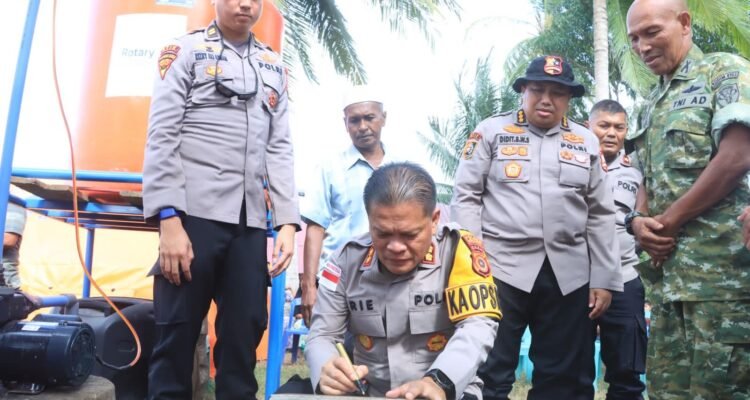 d42c6fbd-27d1-45e3-b0a1-d243a4696744