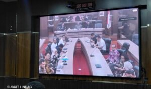 e26f5880-a274-42fa-921e-ff5d1536be7e