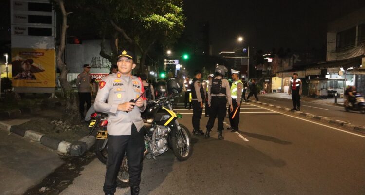 195eb518-b3b4-40a3-b729-db97f204b783