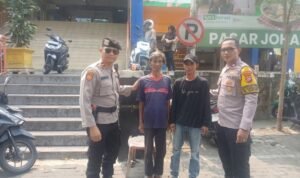 fd6906c8-8f46-459e-a9e5-4ced2a1c801e